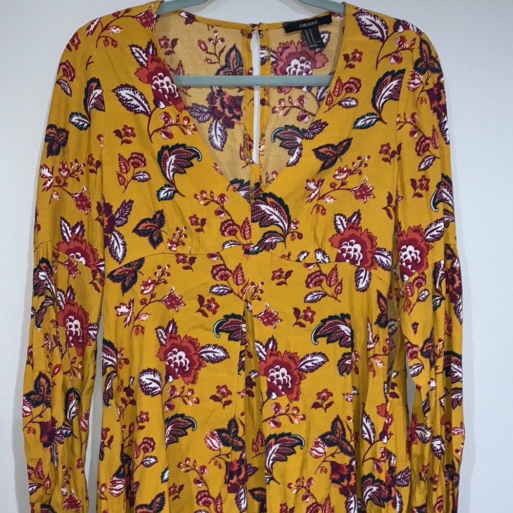 Floral flowy dress